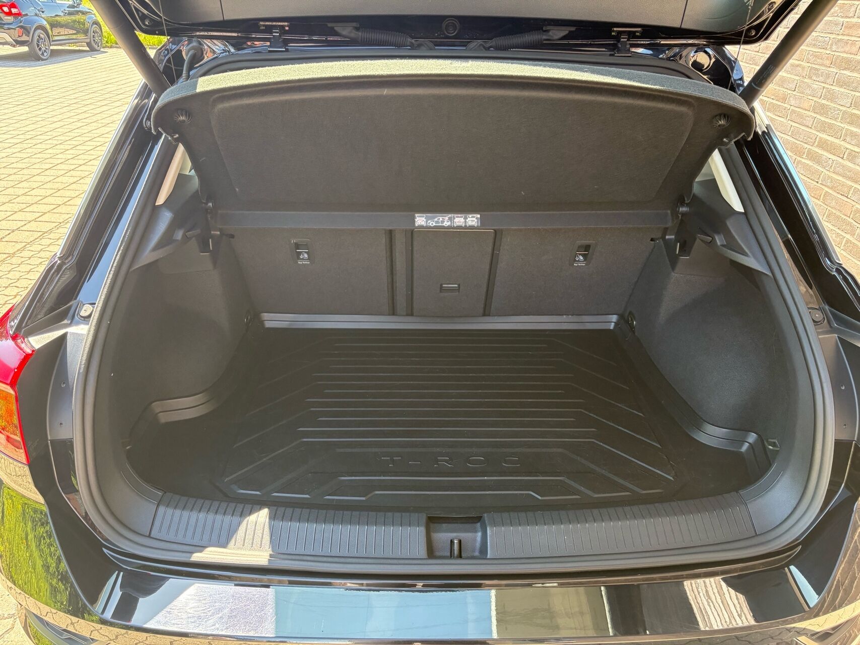 Billede af VW T-Roc 1,5 TSI ACT Sport Plus DSG 150HK 5d 7g Aut.