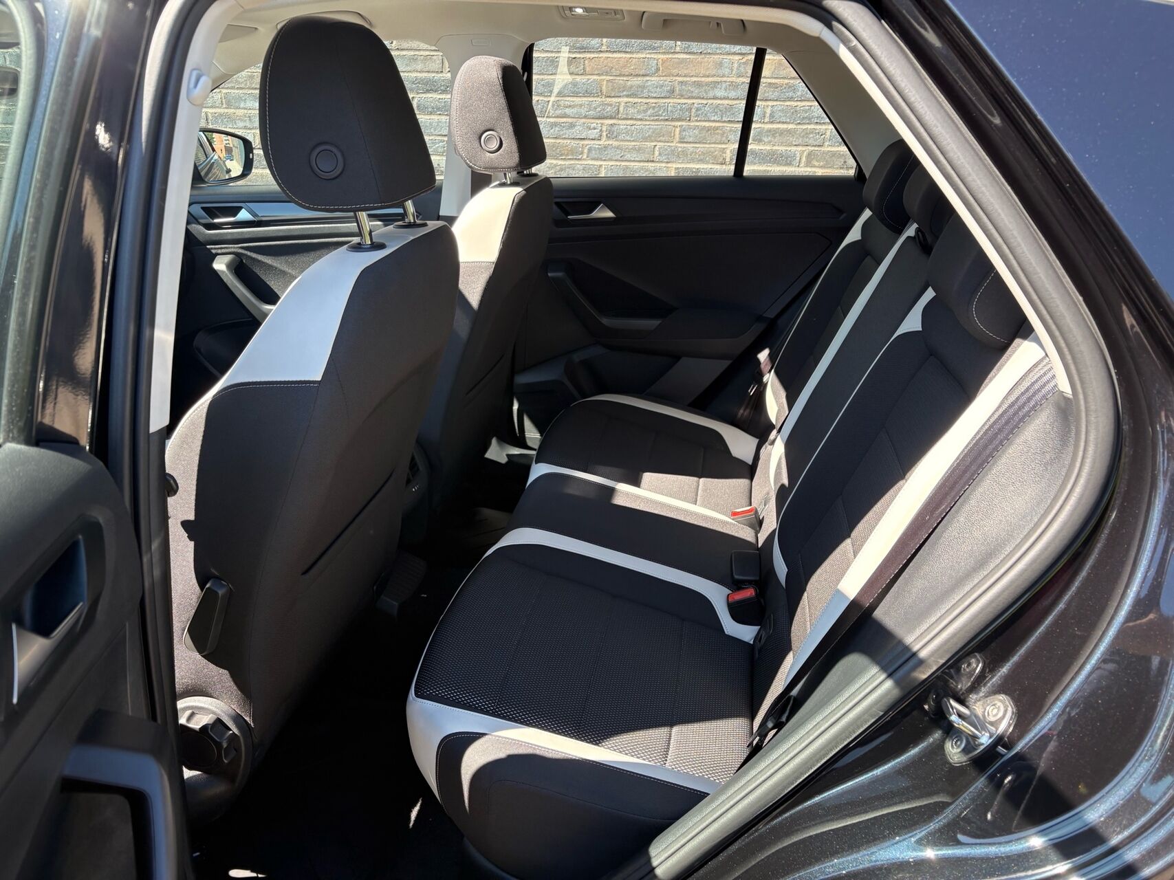 Billede af VW T-Roc 1,5 TSI ACT Sport Plus DSG 150HK 5d 7g Aut.