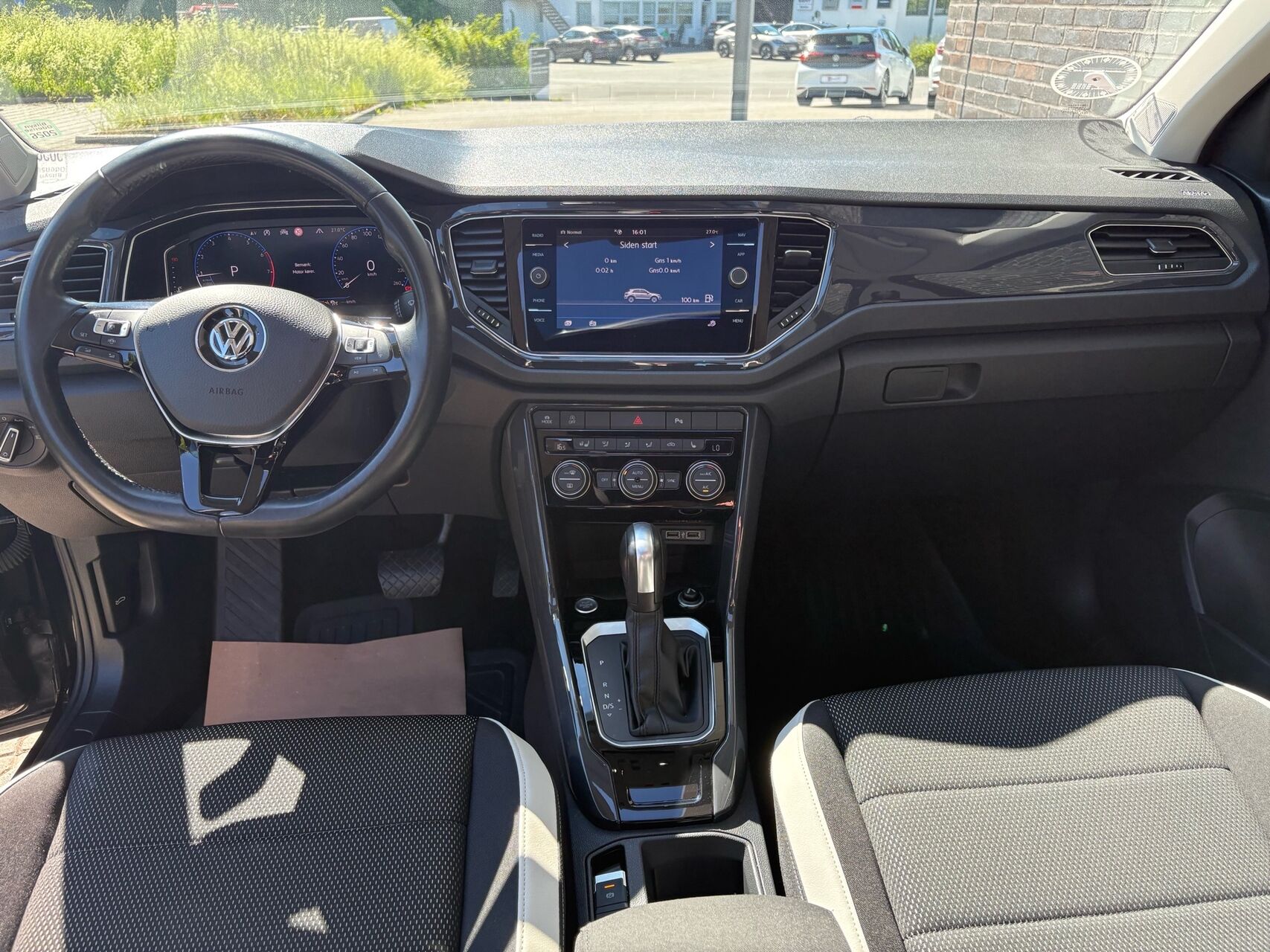 Billede af VW T-Roc 1,5 TSI ACT Sport Plus DSG 150HK 5d 7g Aut.