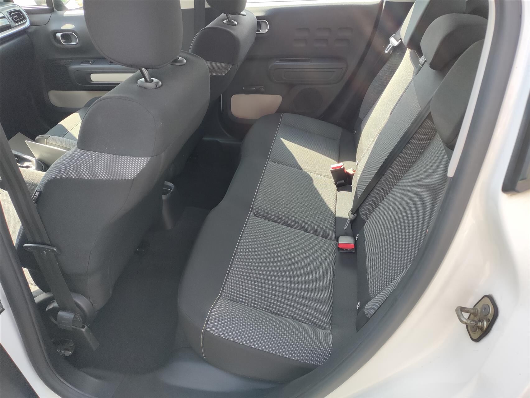 Billede af Citroën C3 1,2 PureTech Iconic Limited start/stop 82HK 5d