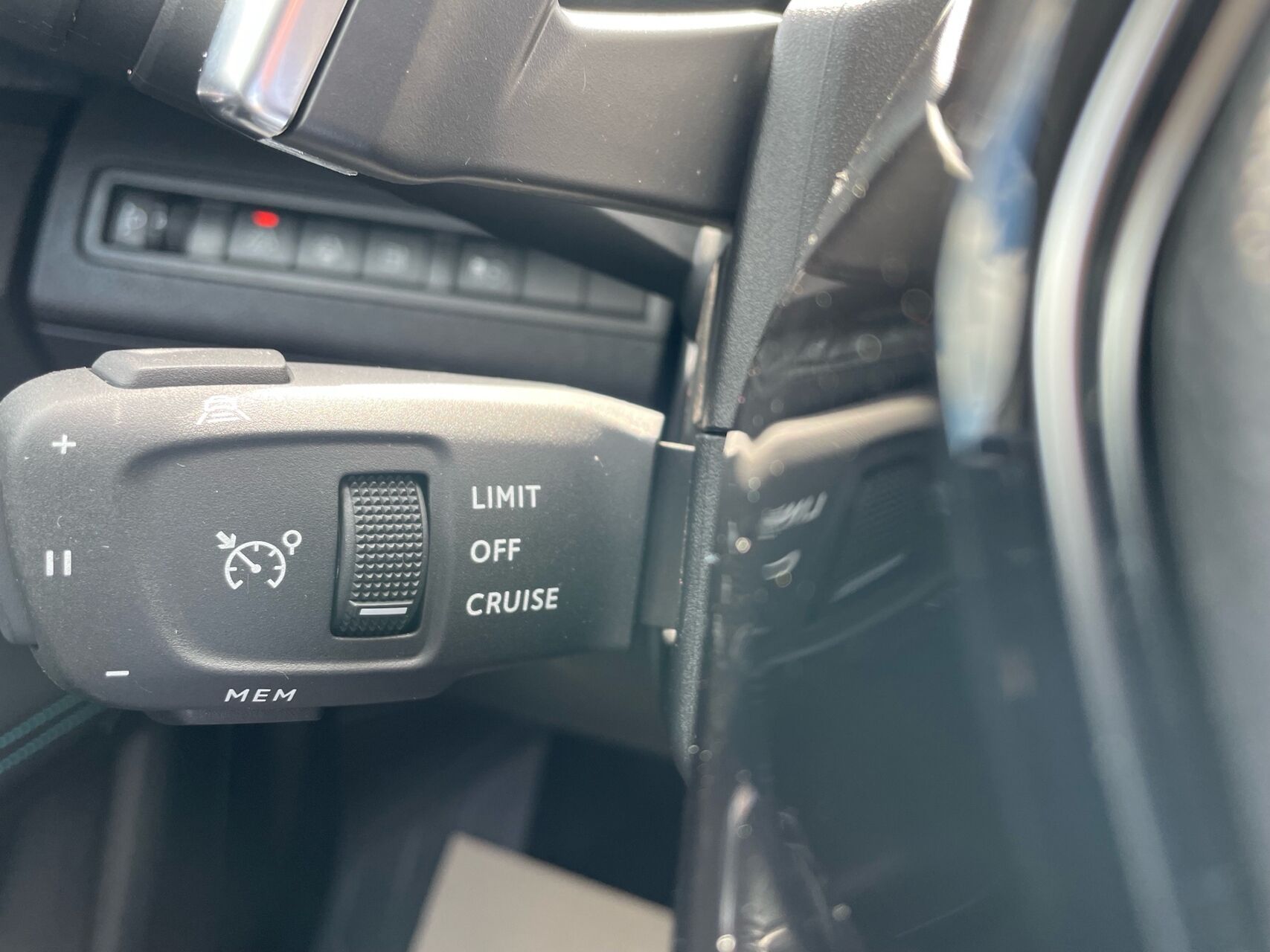 Billede af Peugeot 3008 1,6 PureTech  Plugin-hybrid Selection Sport EAT8 225HK 5d 8g Aut.