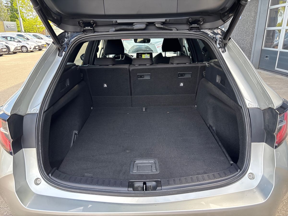 Billede af Toyota Corolla Touring Sports 1,8 Hybrid H3 Premium E-CVT 122HK Stc Trinl. Gear