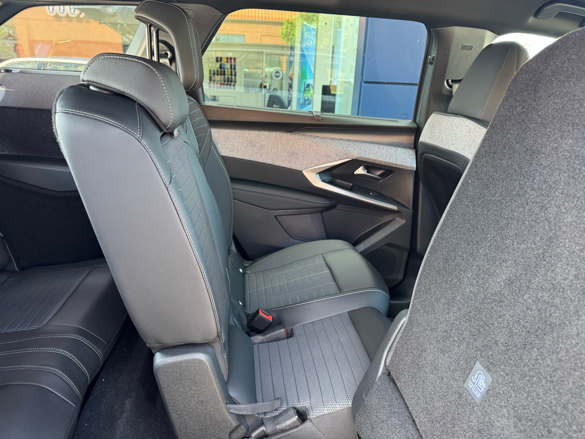Billede af Peugeot e-5008 EL GT 210HK 5d Aut.