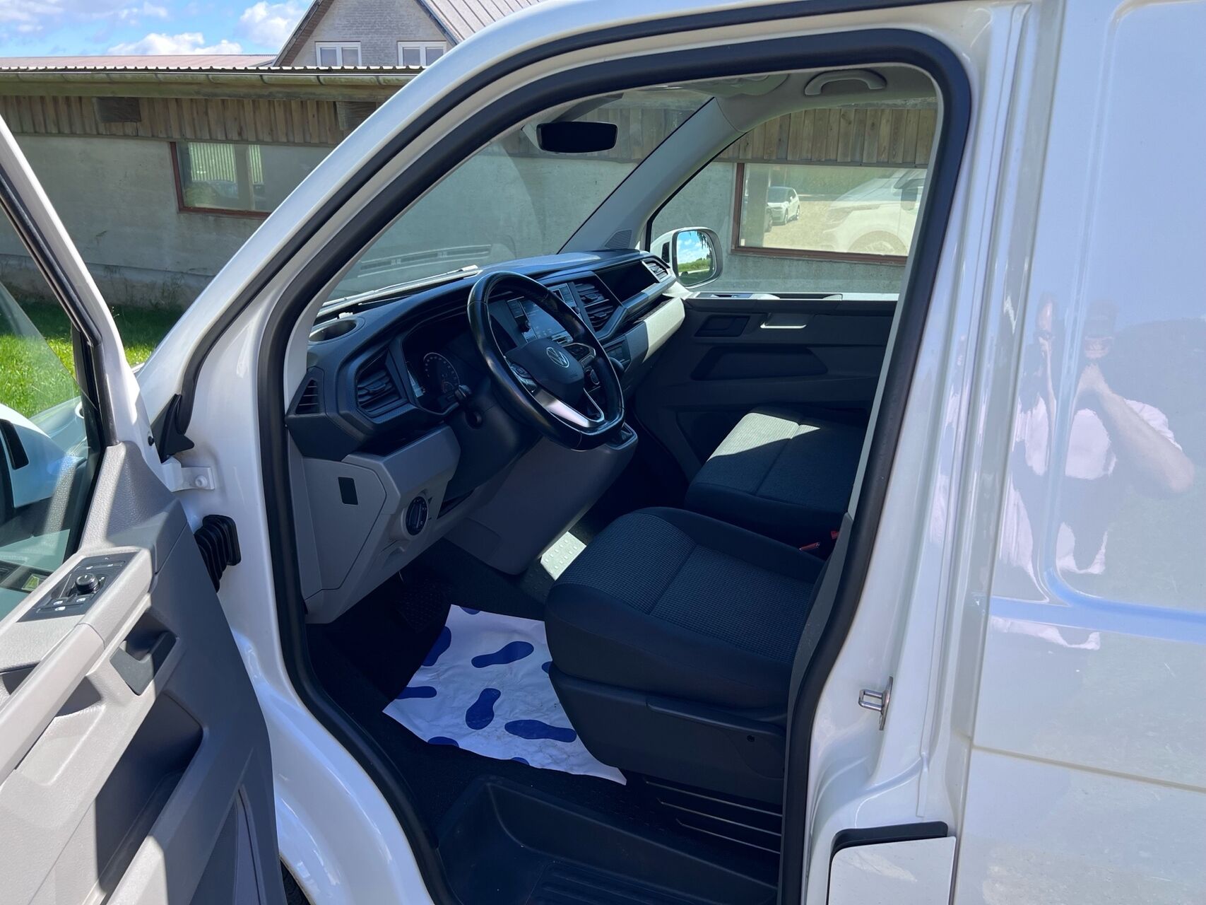 Billede af VW Transporter Kort 2,0 TDI BMT DSG 150HK Van 7g Aut.