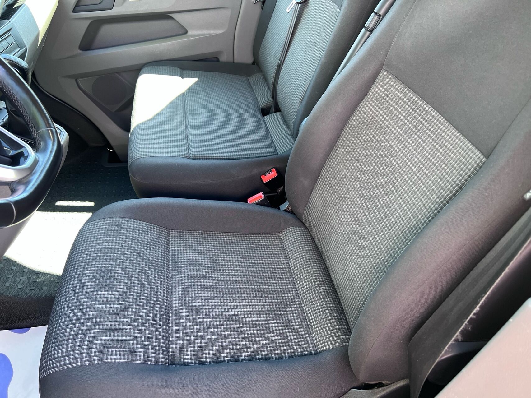 Billede af VW Transporter Kort 2,0 TDI BMT DSG 150HK Van 7g Aut.