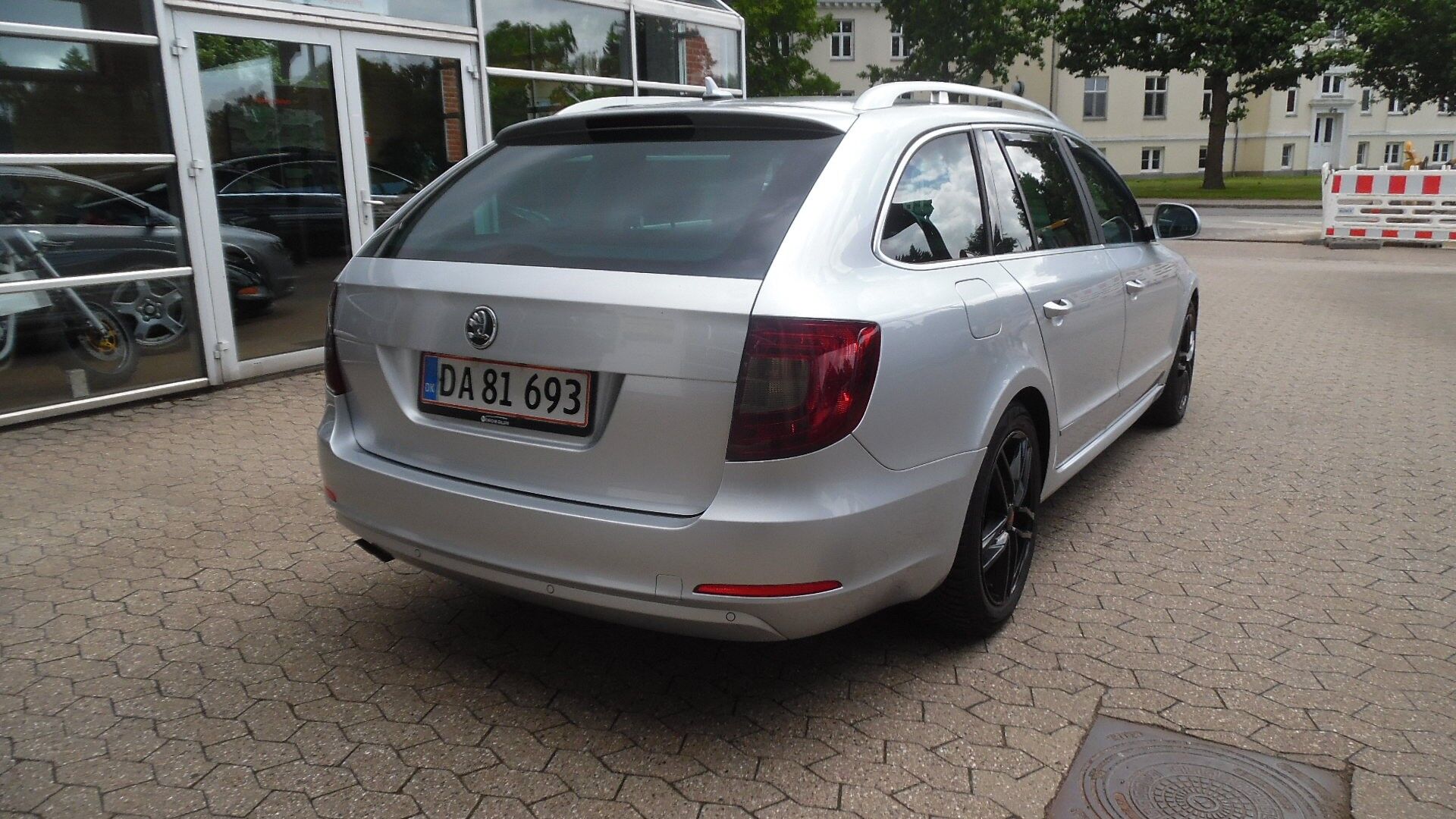 Billede af Skoda Superb Combi 1,6 TDI Common Rail DPF Greenline Elegance 105HK Stc