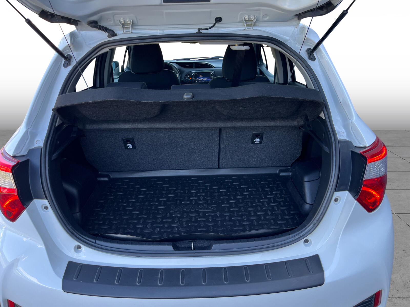 Billede af Toyota Yaris 1,5 VVT-I T3 Smartpakke 111HK 5d 6g