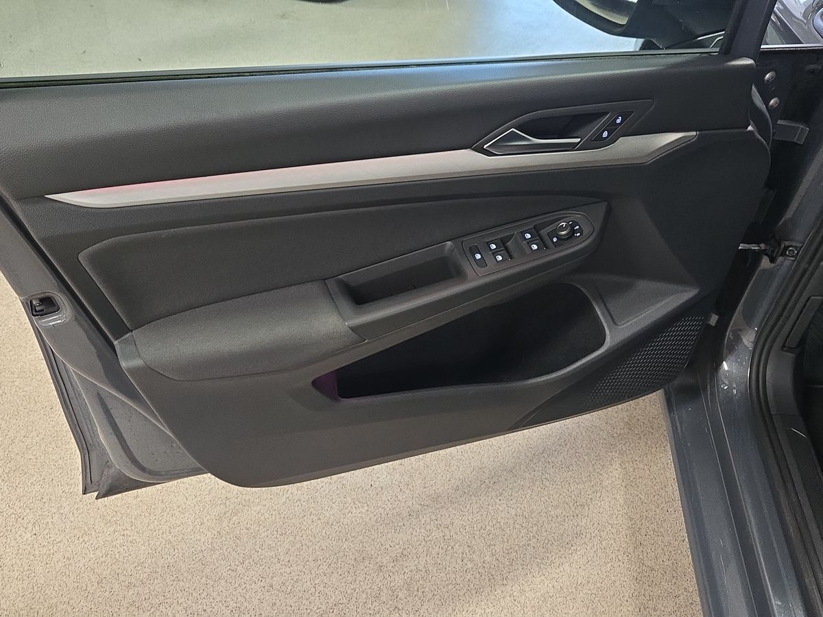 Billede af VW Golf 1,5 eTSI  Mild hybrid Life DSG 130HK 5d 7g Aut.