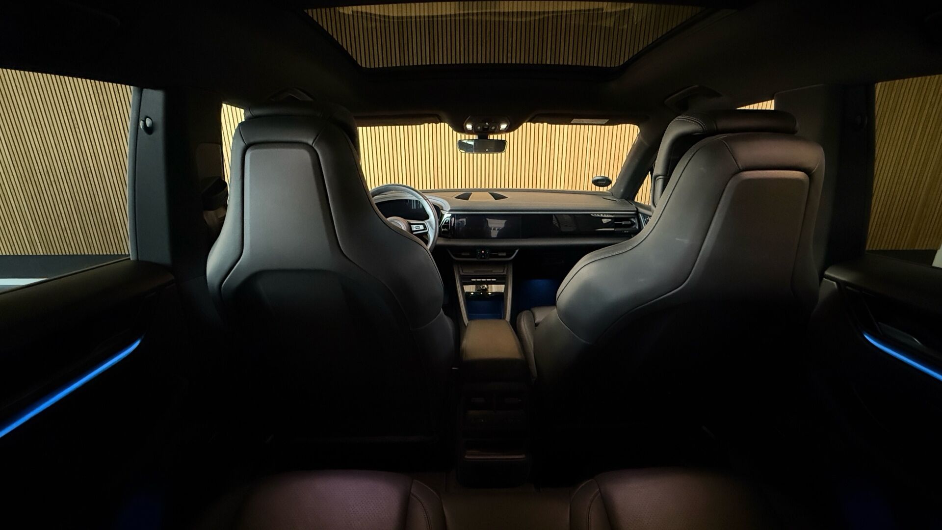 Billede af Porsche Macan 4 EL 4WD 408HK 5d Aut.