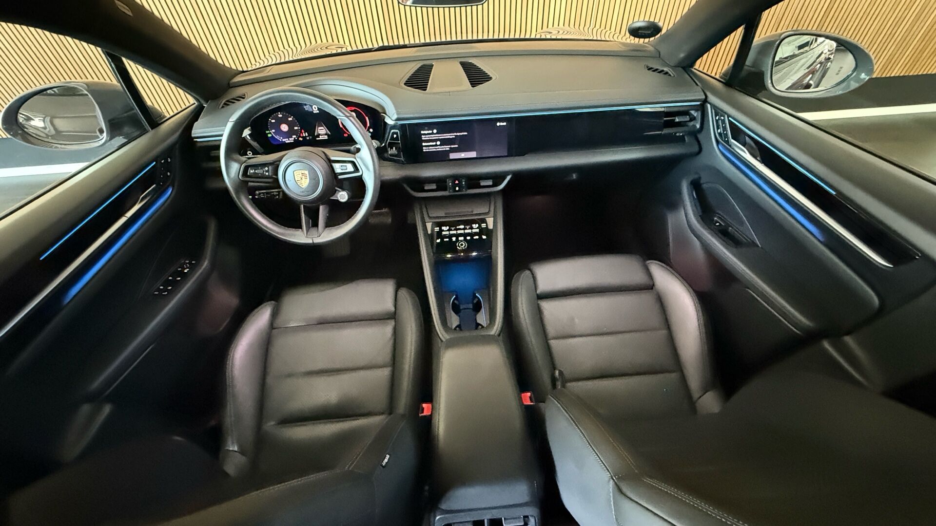 Billede af Porsche Macan 4 EL 4WD 408HK 5d Aut.