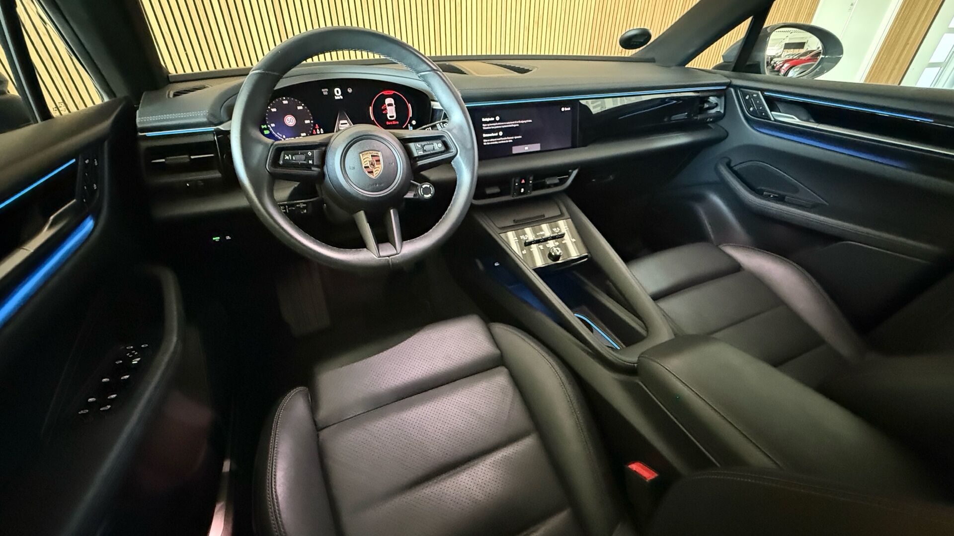 Billede af Porsche Macan 4 EL 4WD 408HK 5d Aut.