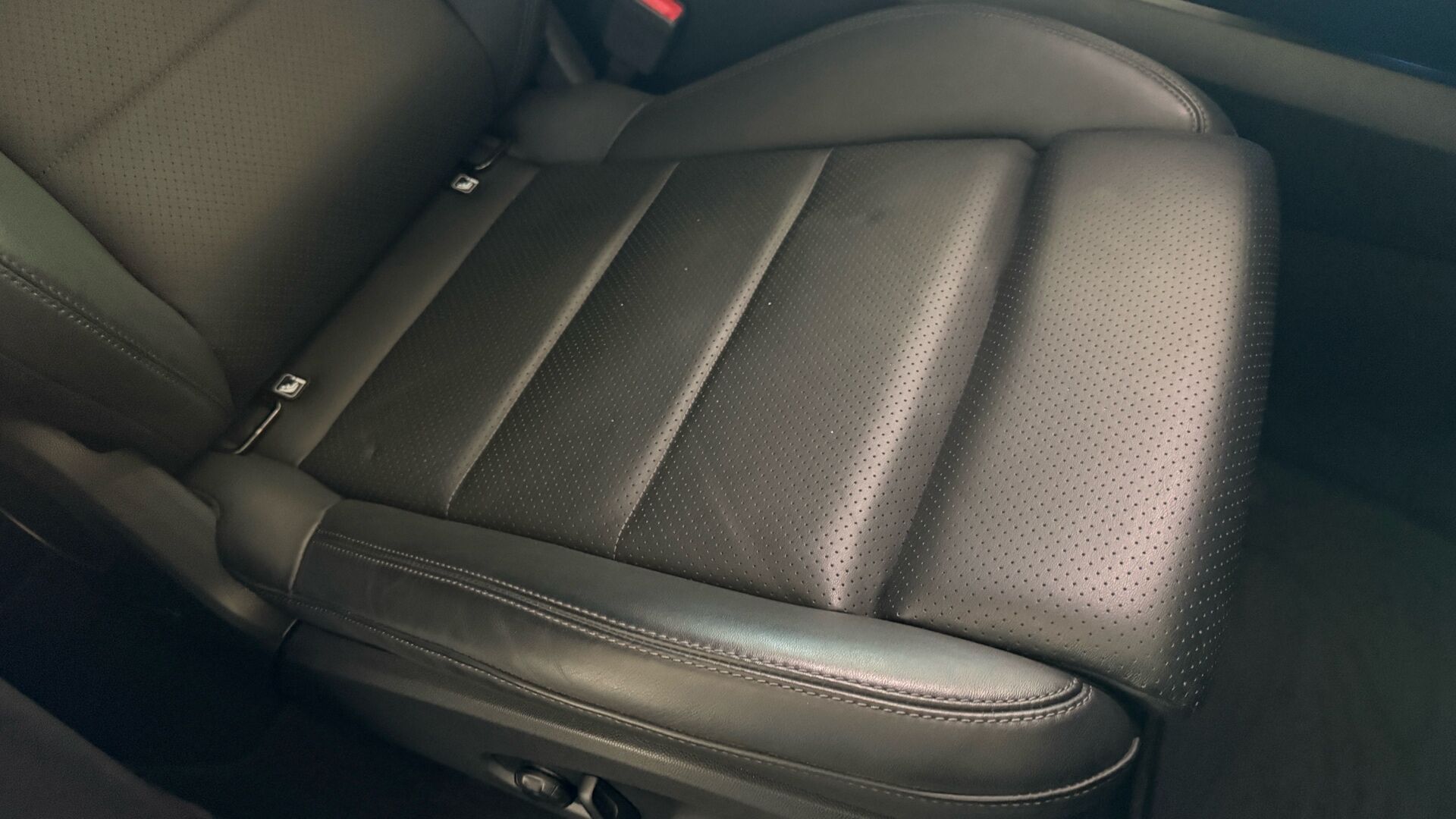 Billede af Porsche Macan 4 EL 4WD 408HK 5d Aut.