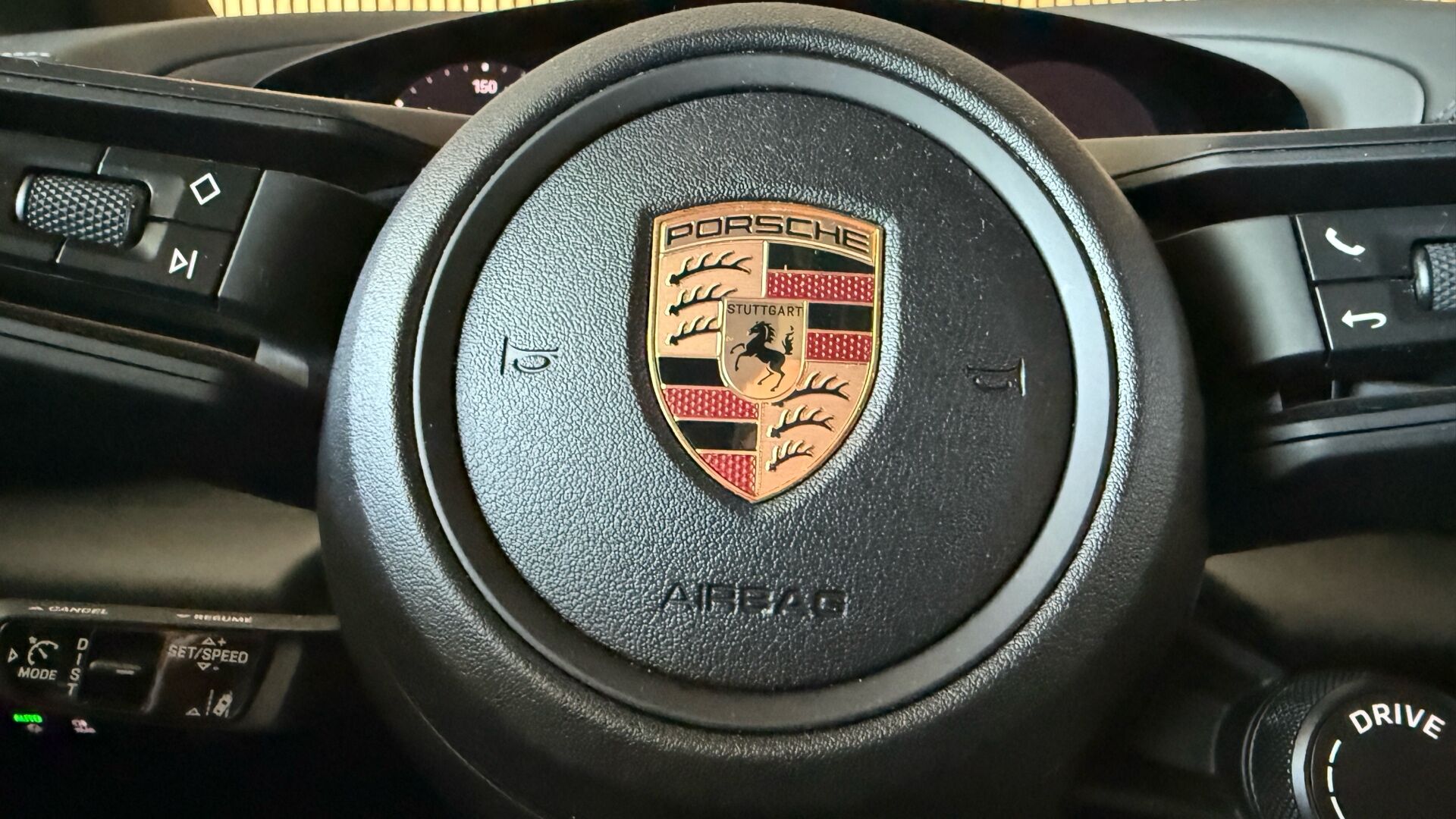 Billede af Porsche Macan 4 EL 4WD 408HK 5d Aut.