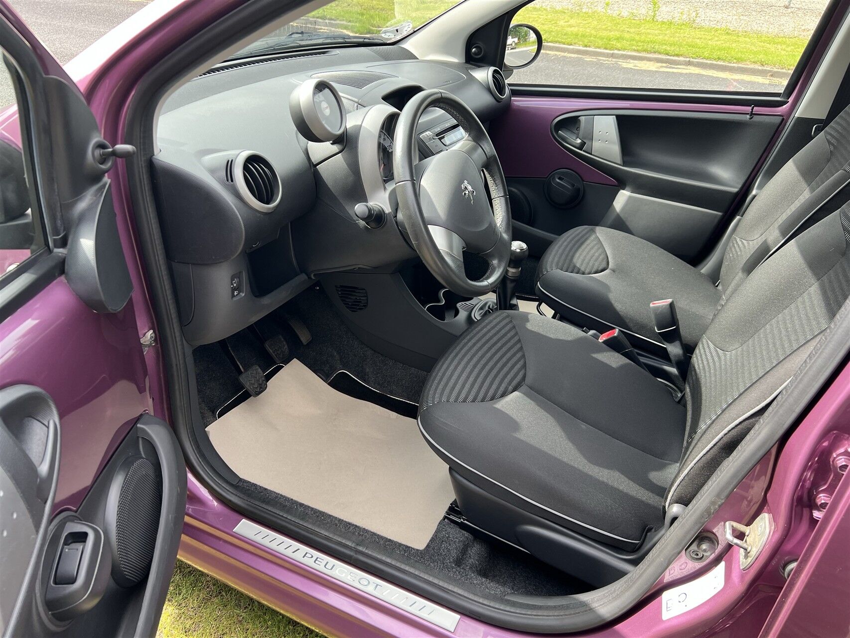 Billede af Peugeot 107 1,0 Sportium 68HK 5d