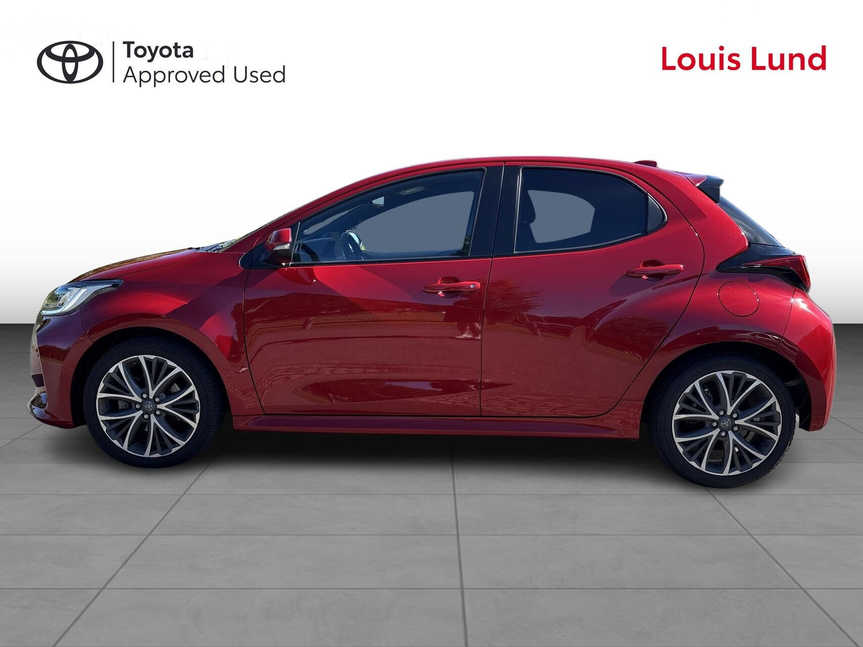 Billede af Toyota Yaris 1,5 Hybrid Executive Technology Plus 130HK 5d Trinl. Gear