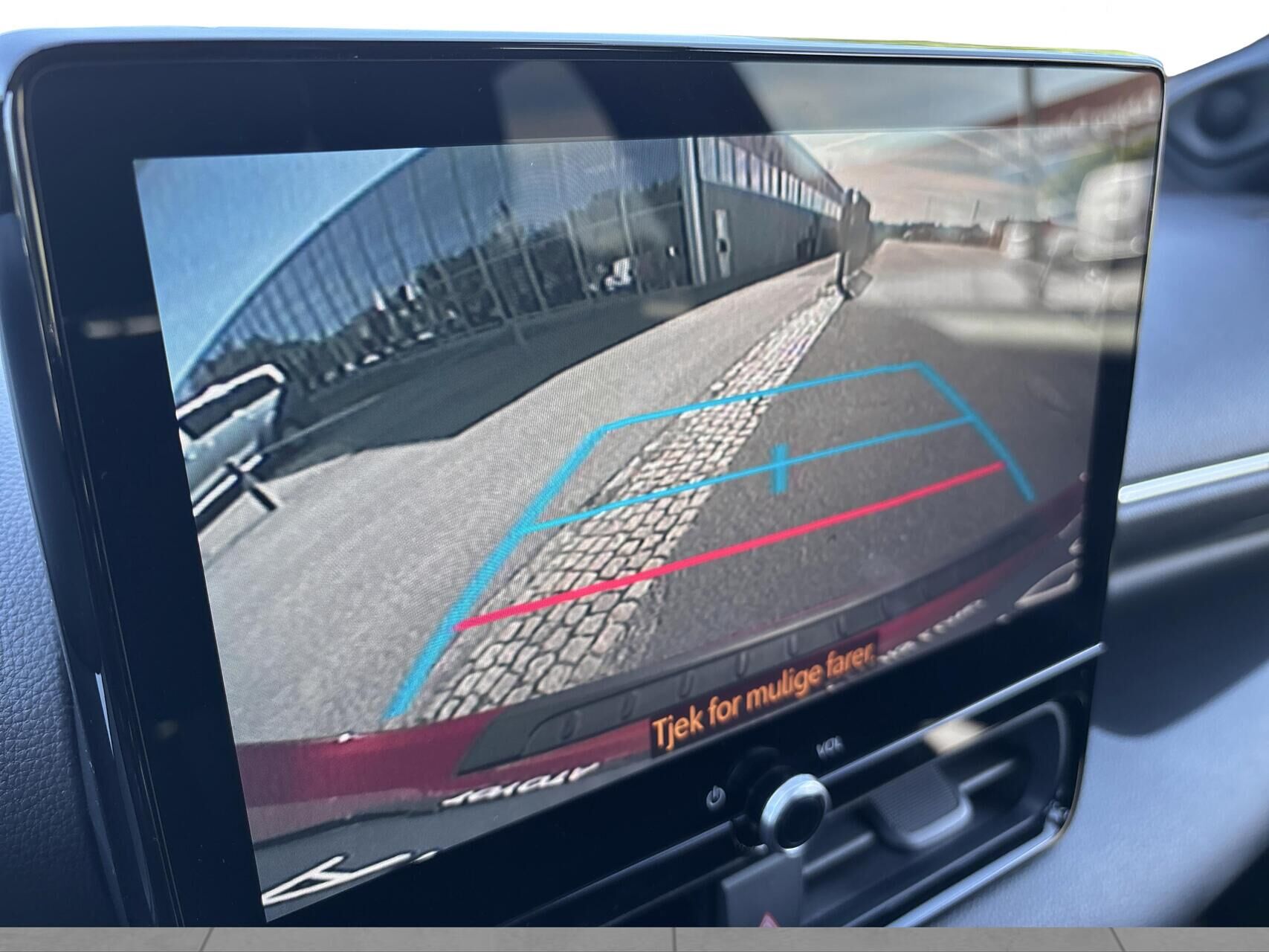 Billede af Toyota Yaris 1,5 Hybrid Executive Technology Plus 130HK 5d Trinl. Gear