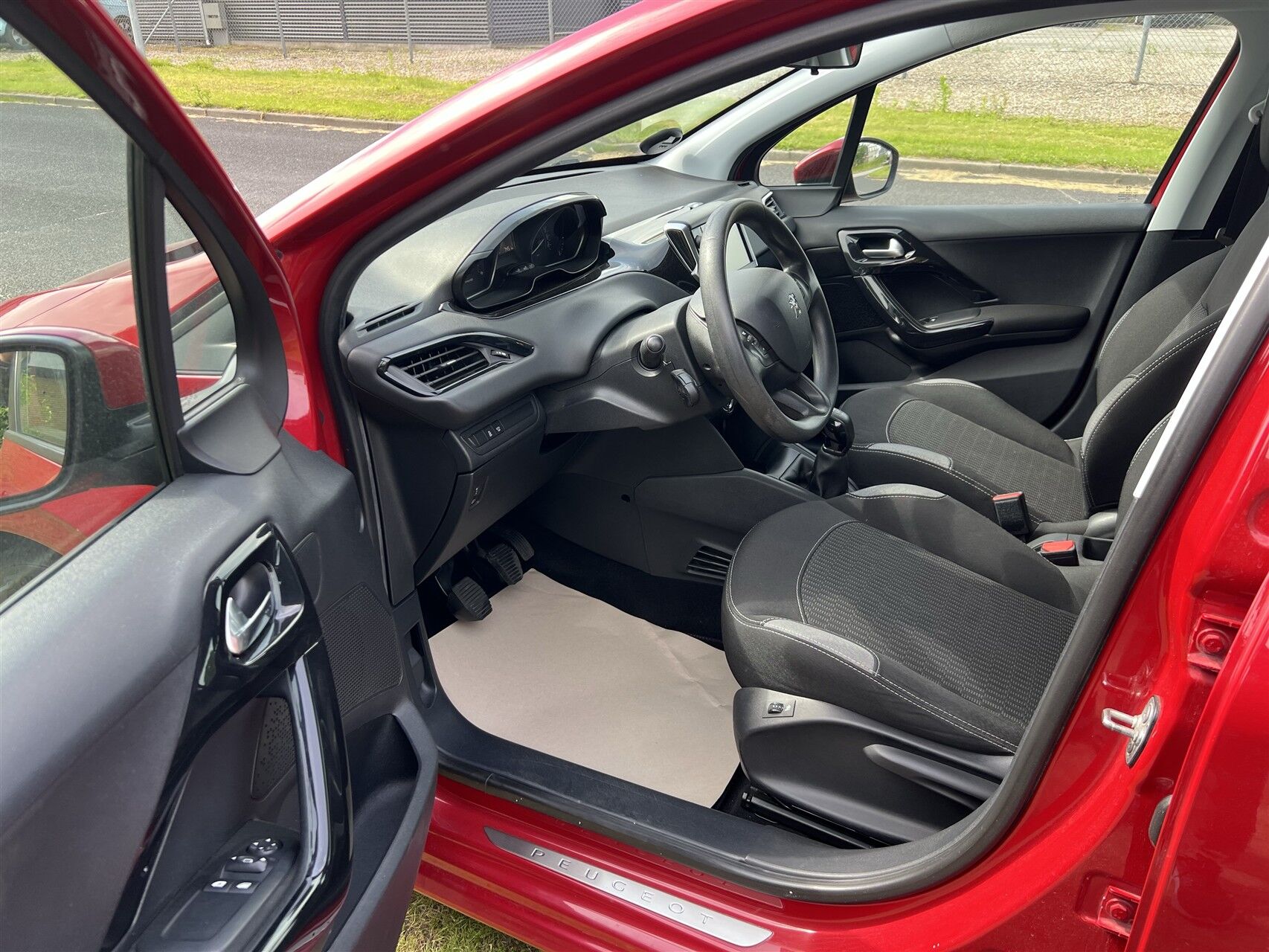 Billede af Peugeot 208 1,6 BlueHDi Active+ 100HK 5d