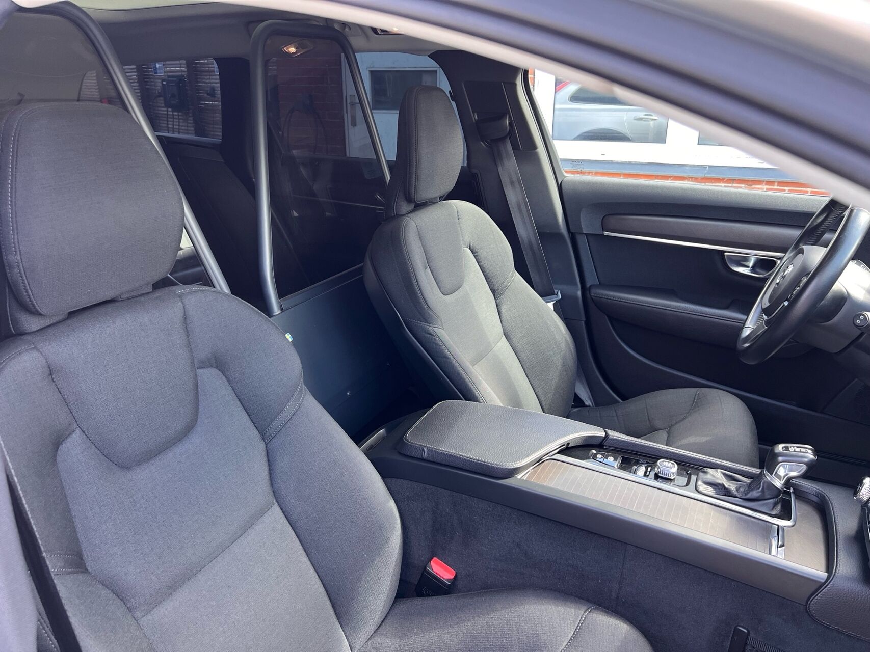 Billede af Volvo V90 Cross Country 2,0 T5 AWD 250HK Stc 8g Aut.
