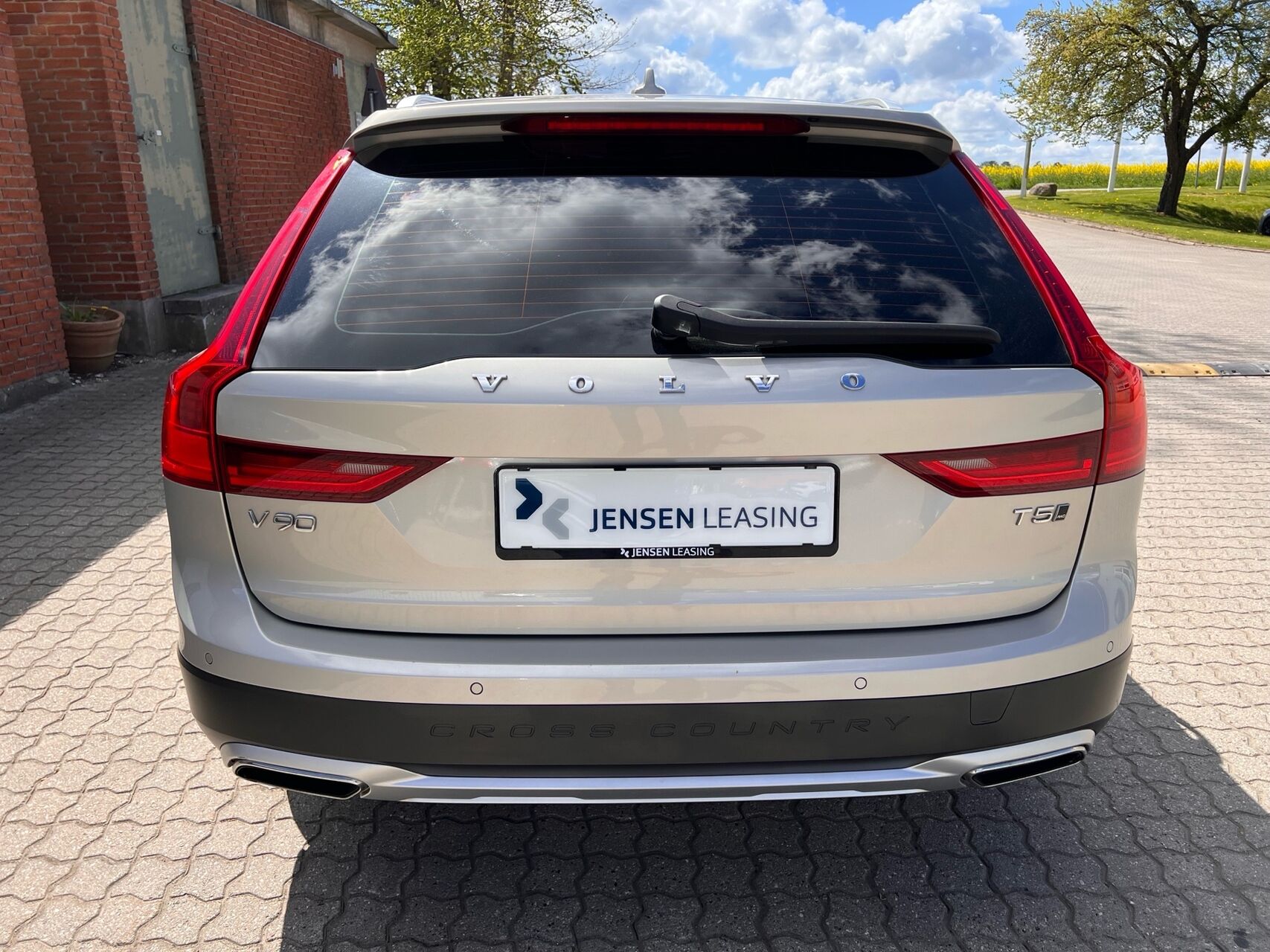Billede af Volvo V90 Cross Country 2,0 T5 AWD 250HK Stc 8g Aut.