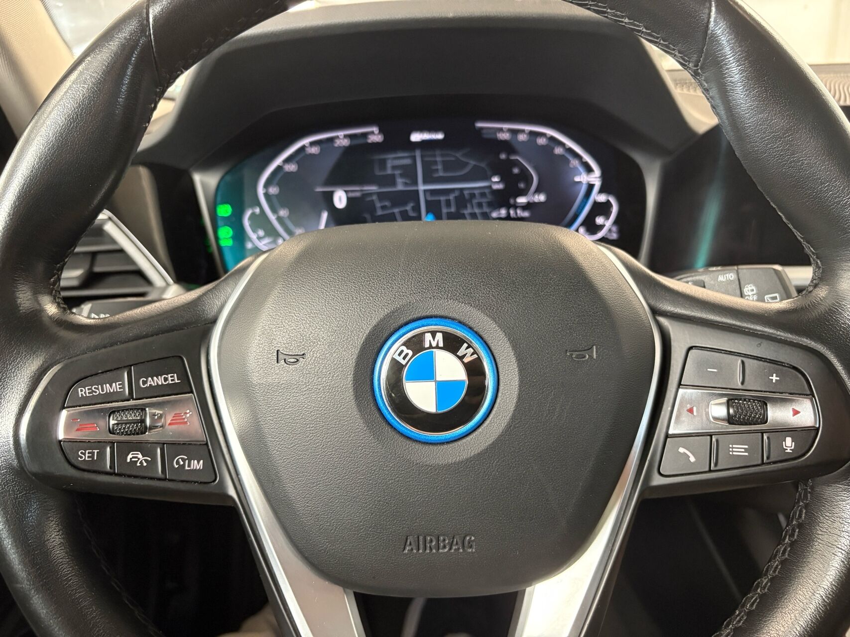 Billede af BMW 330e Touring 2,0 Plugin-hybrid Advantage Steptronic 292HK Stc 8g Aut.