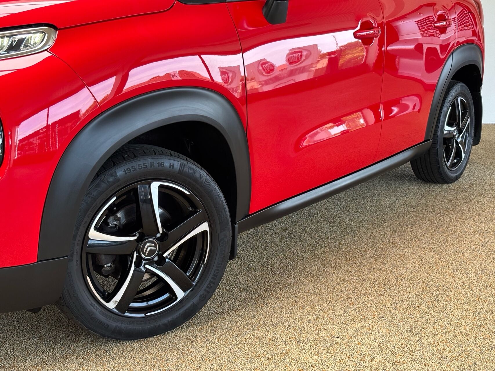 Billede af Citroën C3 Aircross 1,6 Blue HDi Iconic start/stop 100HK 5d