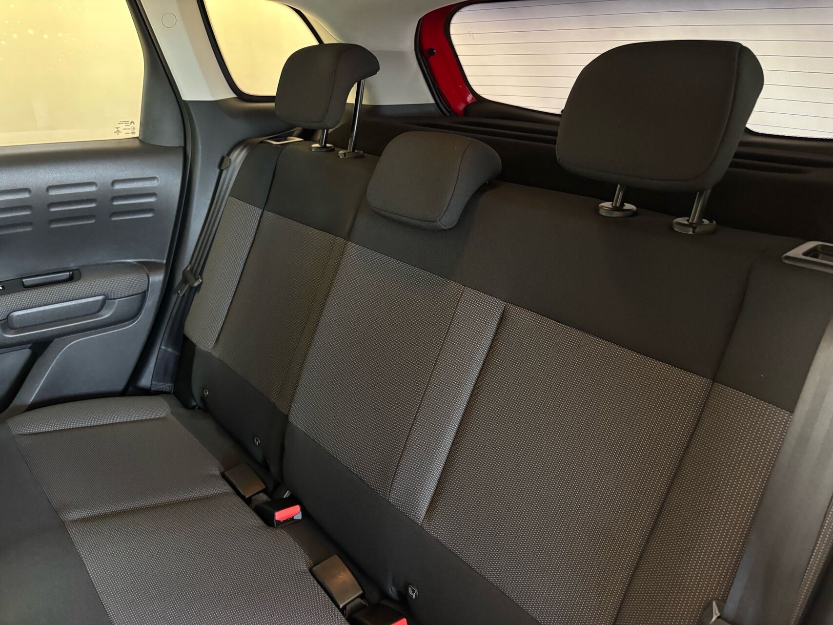 Billede af Citroën C3 Aircross 1,6 Blue HDi Iconic start/stop 100HK 5d