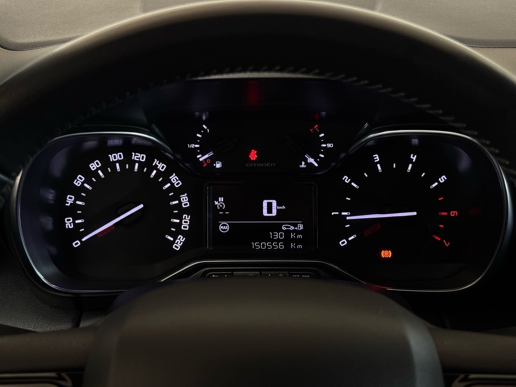 Billede af Citroën C3 Aircross 1,6 Blue HDi Iconic start/stop 100HK 5d