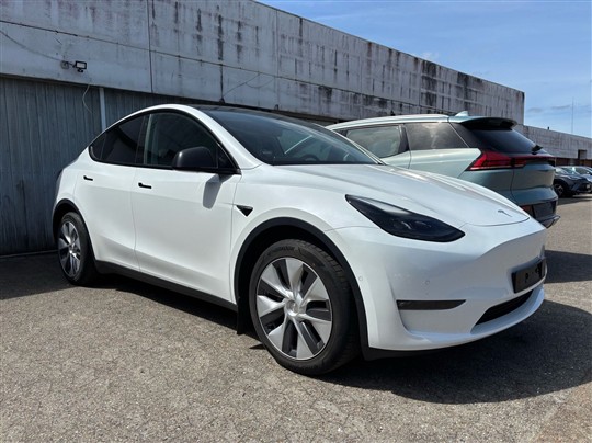 Tesla Model Y EL Long Range AWD 514HK 5d Aut.