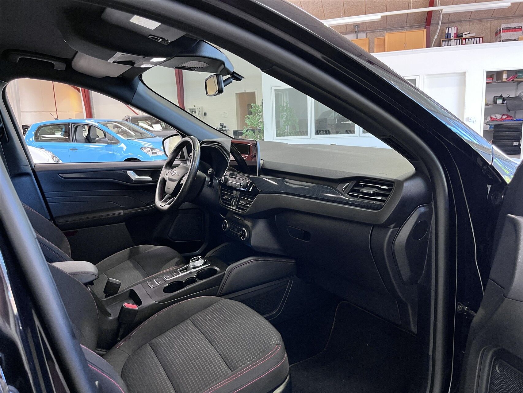 Billede af Ford Kuga 2,5 Plugin-hybrid ST-Line CVT 225HK 5d Trinl. Gear