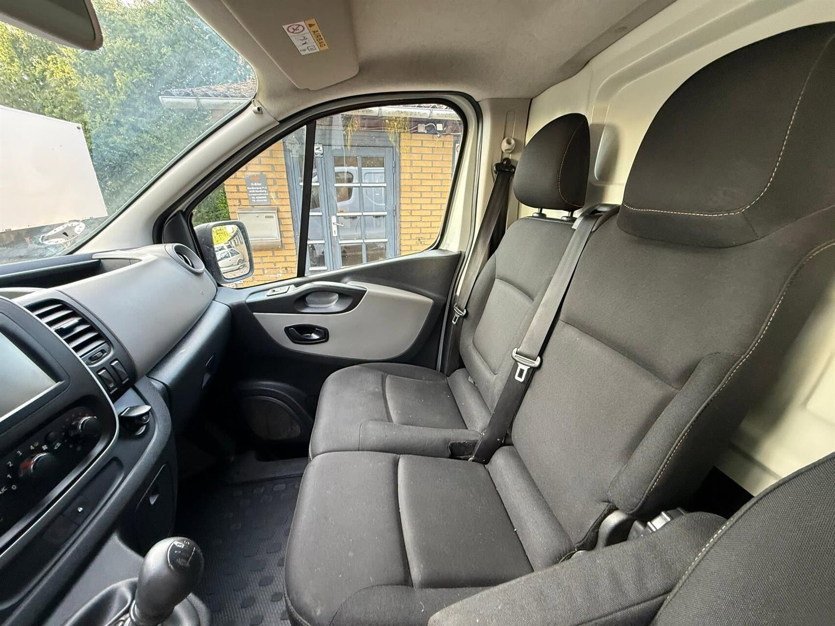Billede af Renault Trafic T29 L2H1 1,6 DCI 120HK Van 6g