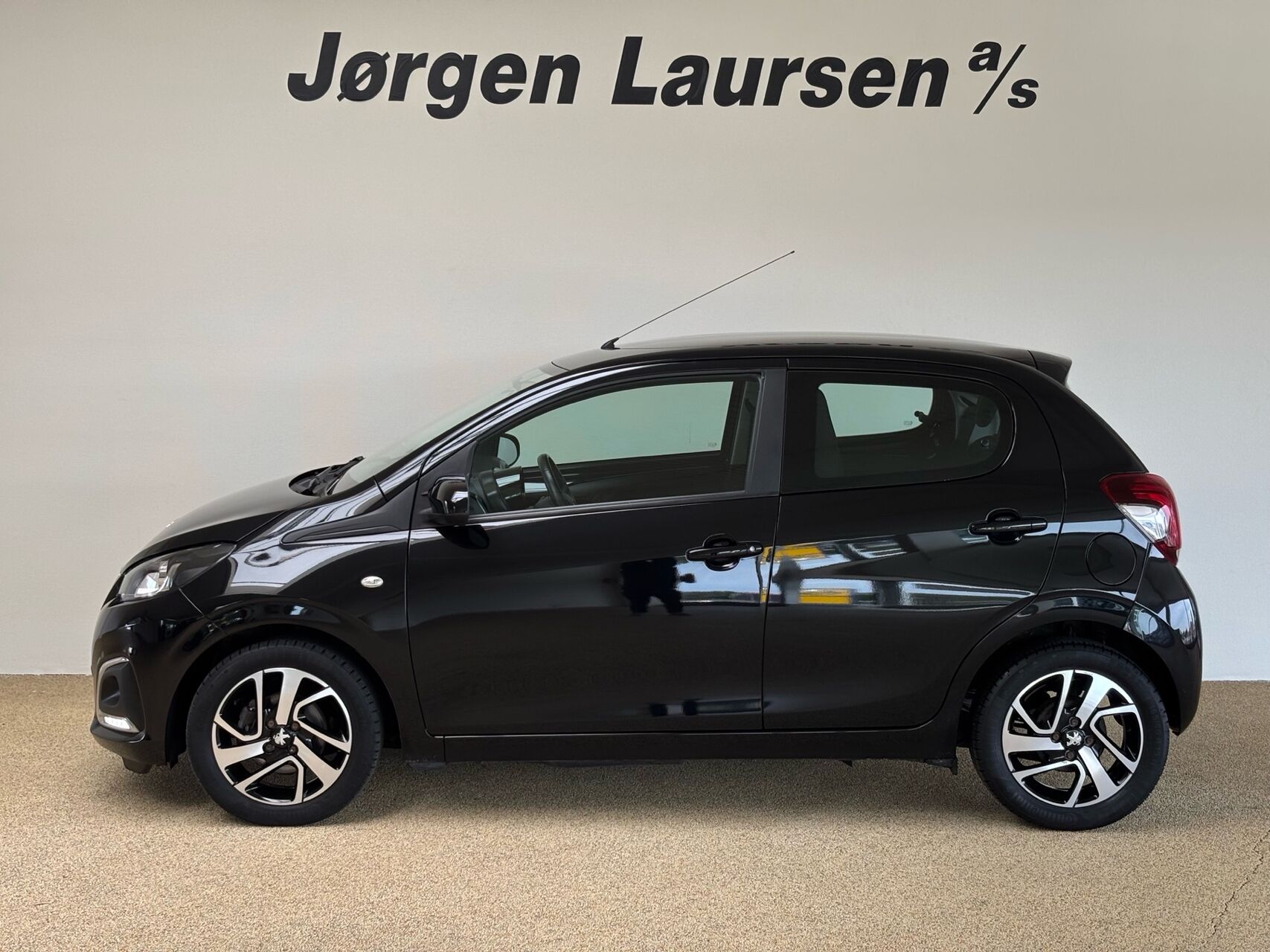 Billede af Peugeot 108 1,0 e-Vti Intense 69HK 5d
