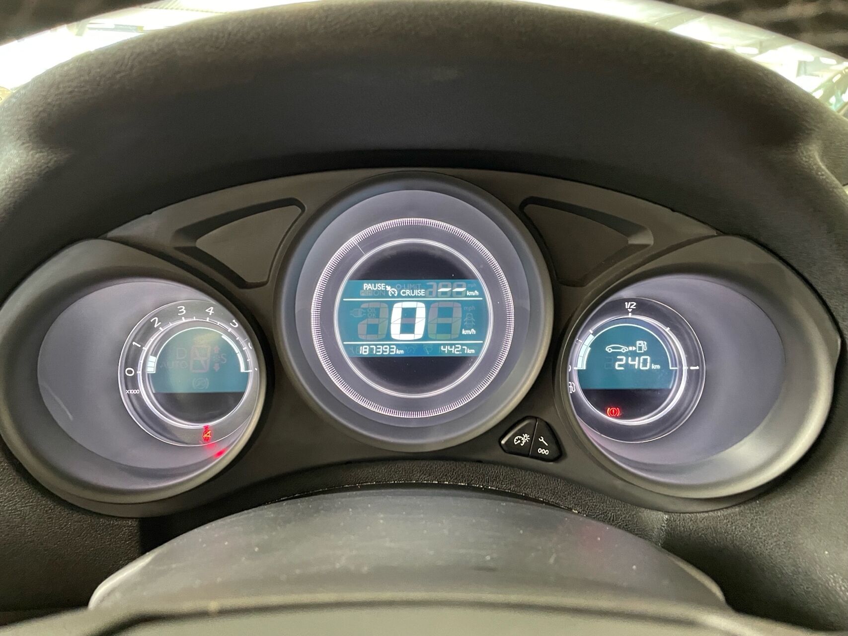 Billede af Citroën C4 1,6 Blue HDi Feel Complet start/stop 100HK 5d