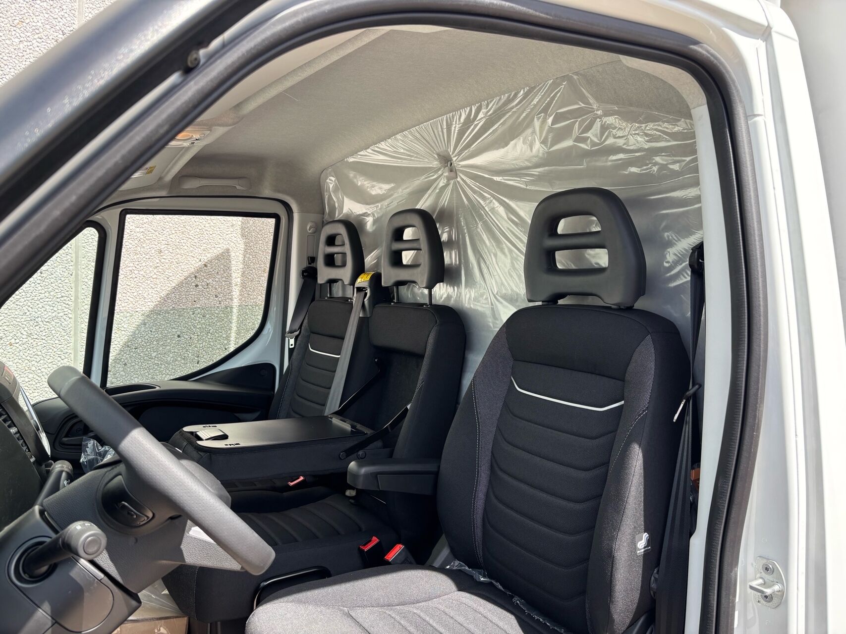 Billede af Iveco Daily 35S18 4100mm 3,0 D 180HK Ladv./Chas. 8g Aut.