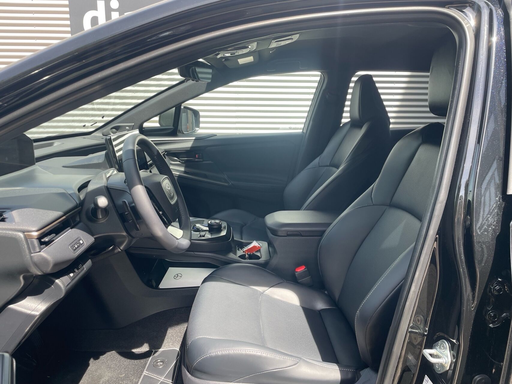 Billede af Toyota BZ4X EL Executive AWD 343HK 5d Aut.