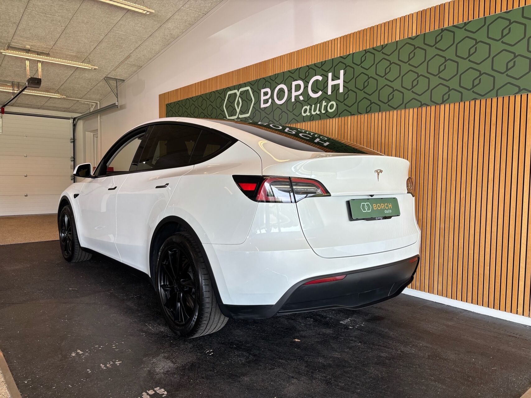 Billede af Tesla Model Y EL RWD 299HK 5d Aut.