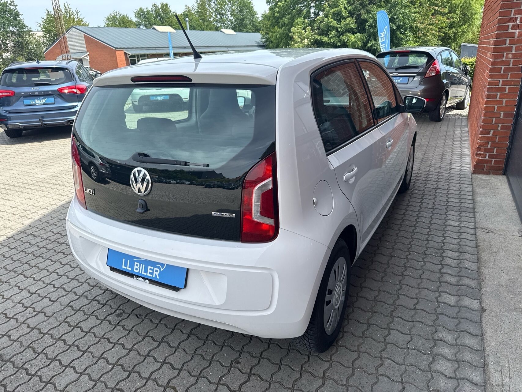 Billede af VW up 1,0 MPI BMT Move 60HK 5d