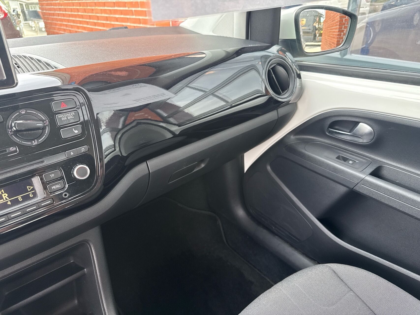Billede af VW up 1,0 MPI BMT Move 60HK 5d