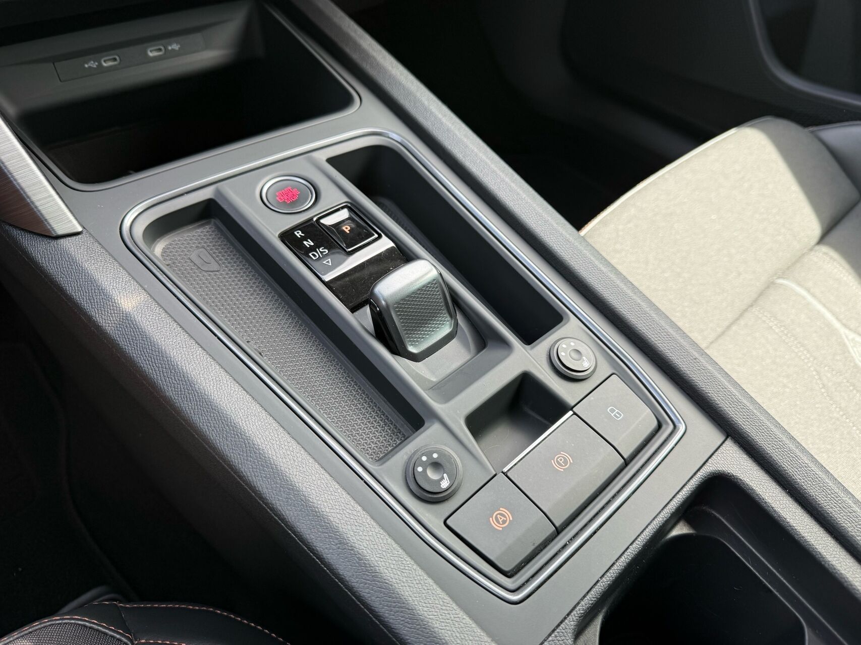 Billede af Cupra Formentor 1,4 TSI  Plugin-hybrid DSG 204HK 5d 6g Aut.