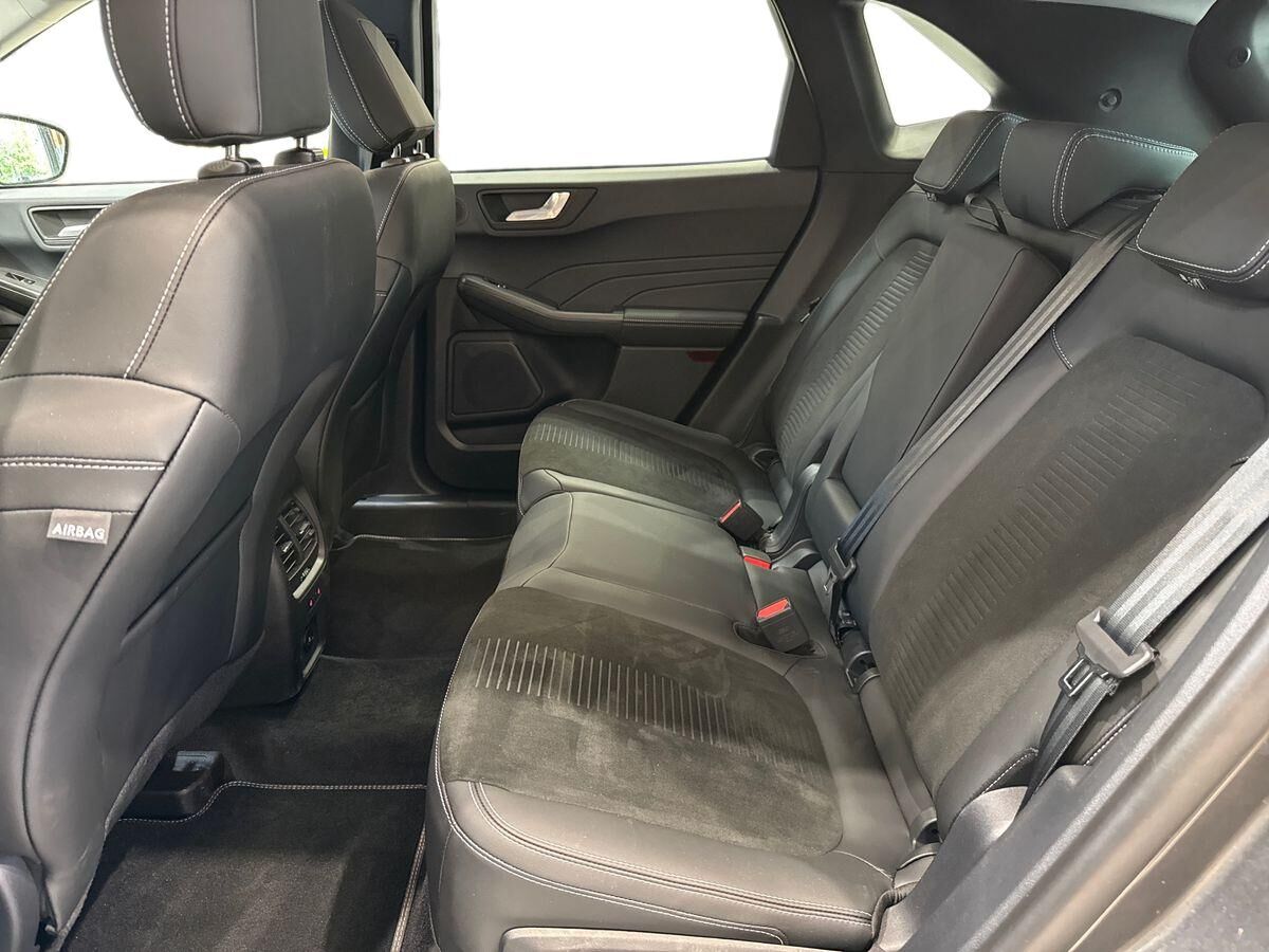 Billede af Ford Kuga 2,5 Plugin-hybrid Active X CVT 243HK 5d Aut.