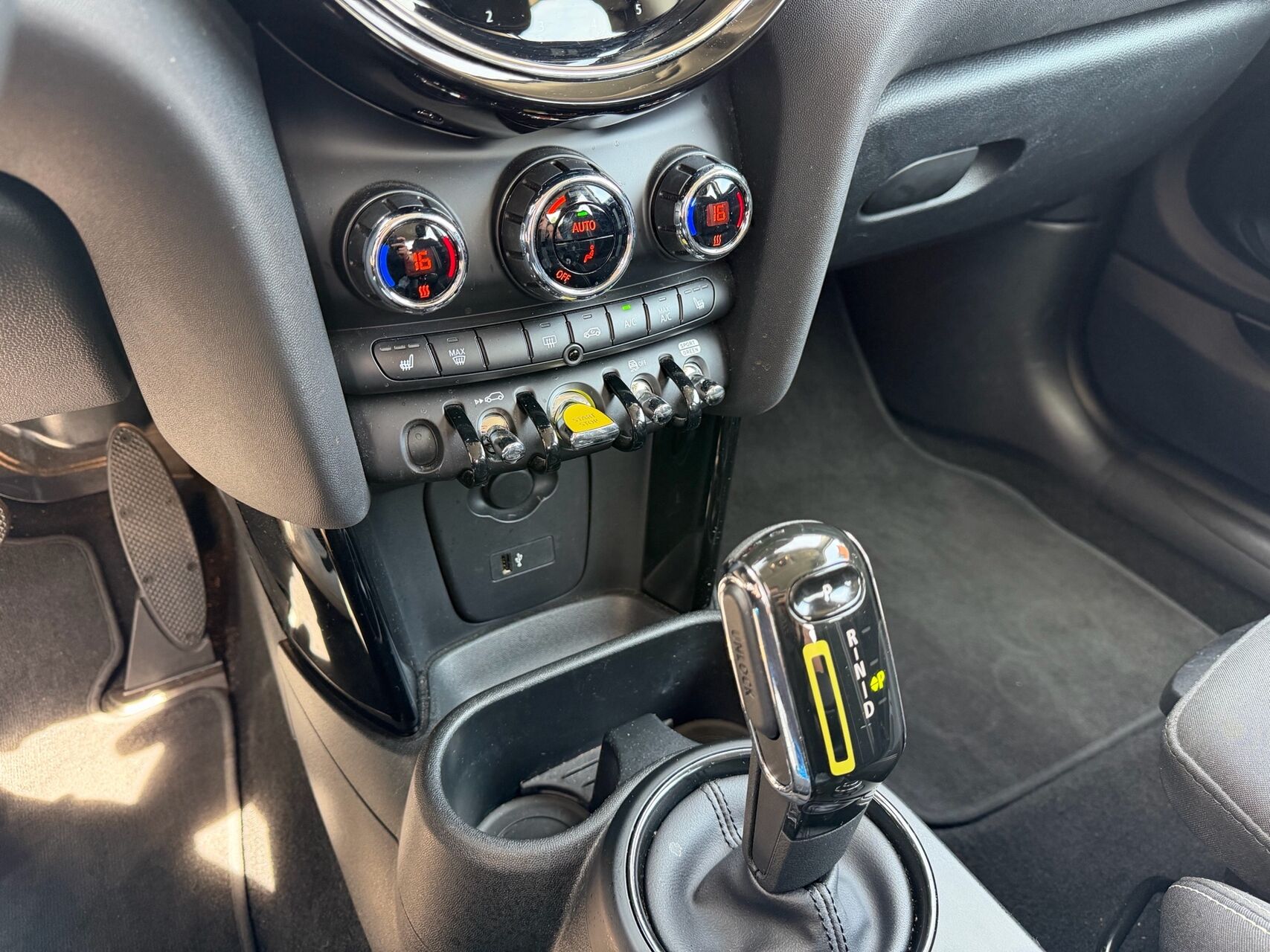 Billede af Mini Cooper SE EL Essential 184HK 3d Aut.
