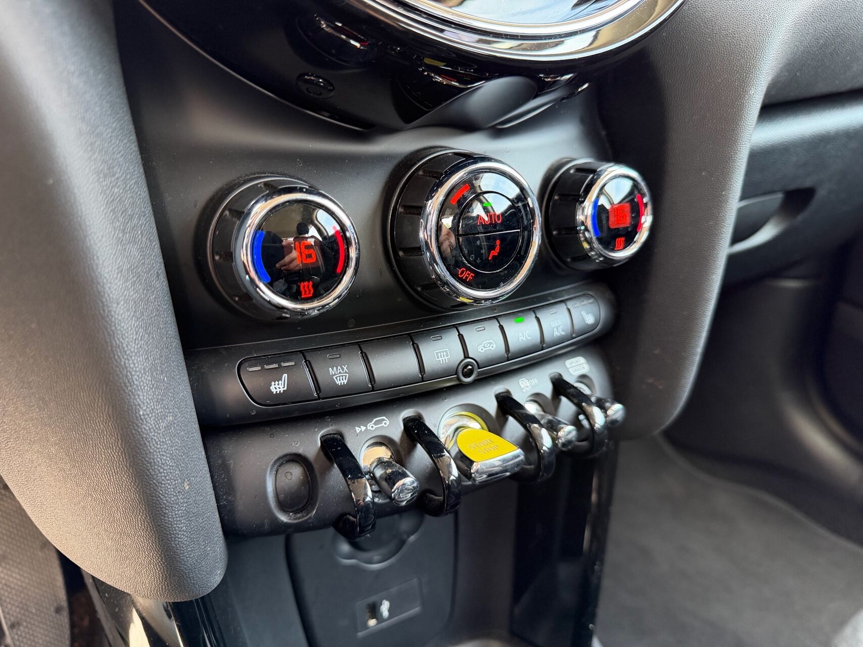 Billede af Mini Cooper SE EL Essential 184HK 3d Aut.