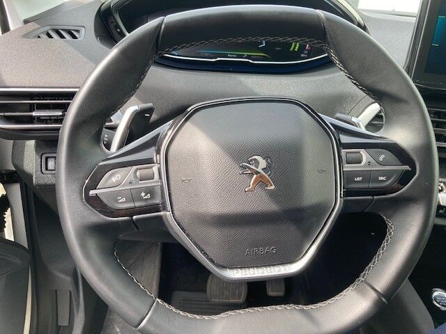 Billede af Peugeot 3008 1,6 PureTech  Plugin-hybrid Allure Pack EAT8 225HK 5d 8g Aut.
