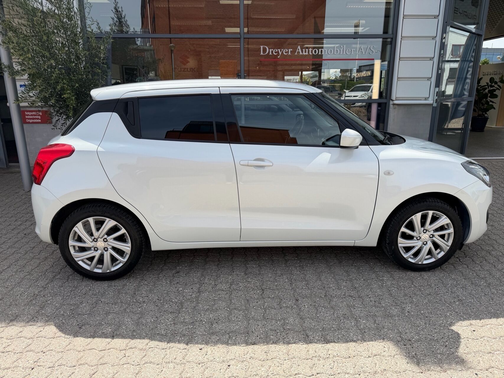 Billede af Suzuki Swift 1,2 Dualjet  Mild hybrid Action AEB SKY 83HK 5d
