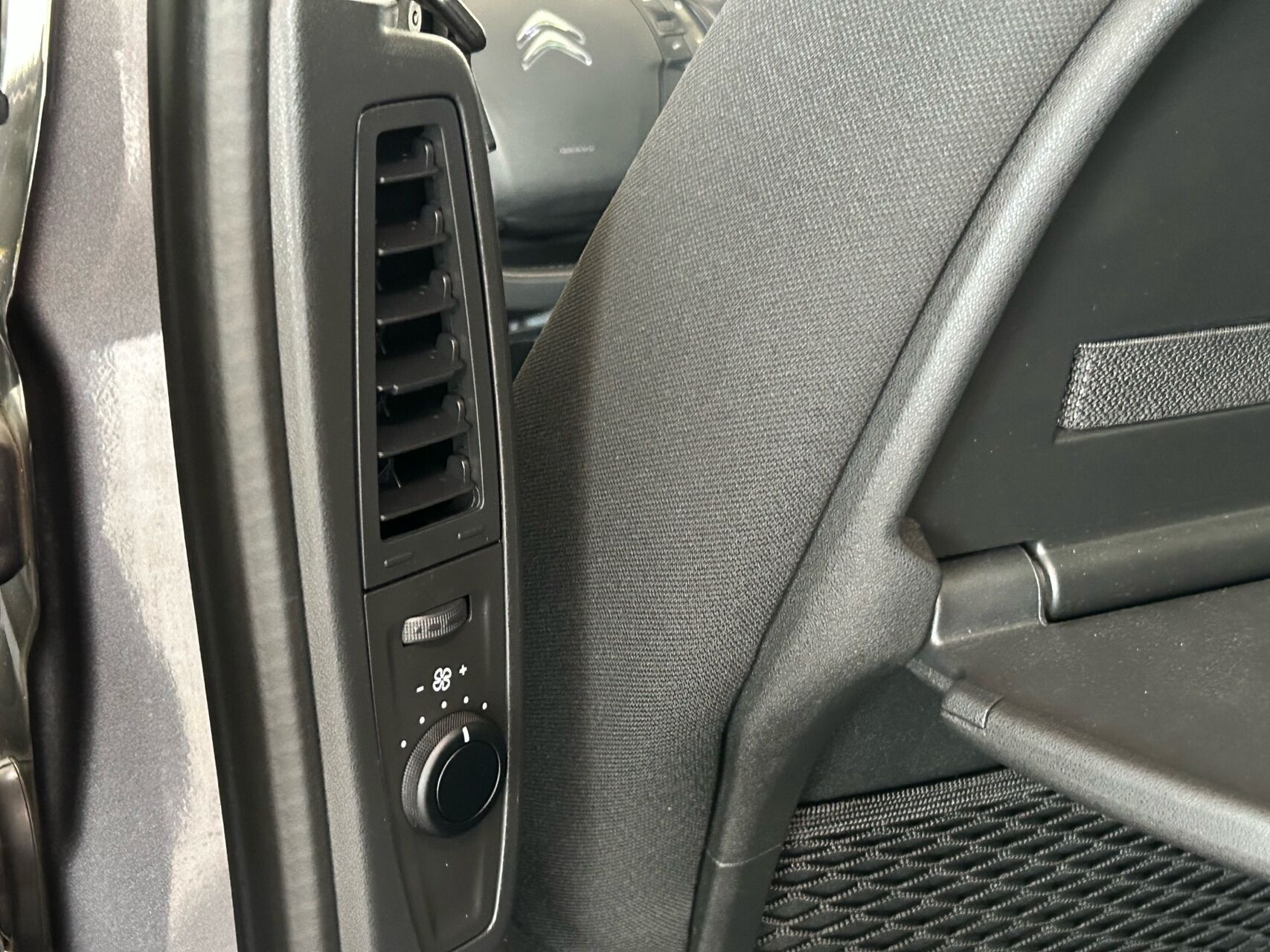 Billede af Citroën Grand C4 SpaceTourer 1,5 Blue HDi Intensive+ EAT8 start/stop 130HK 8g Aut.
