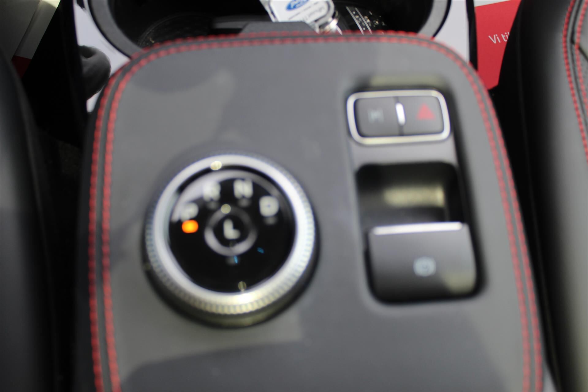 Billede af Ford Mustang Mach-E EL SR Premium AWD 269HK 5d Aut.