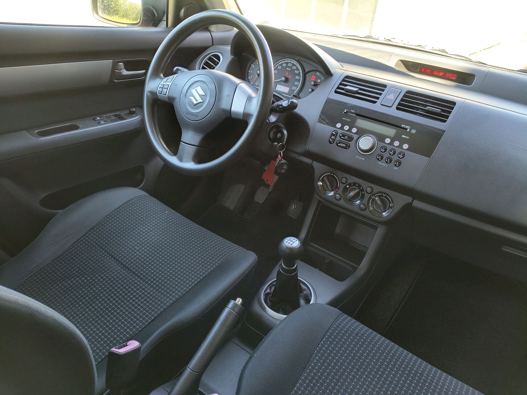 Billede af Suzuki Swift 1,5 GL 102HK 5d