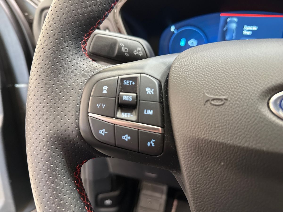 Billede af Ford Kuga 2,5 Plugin-hybrid ST-Line X CVT 243HK 5d Aut.