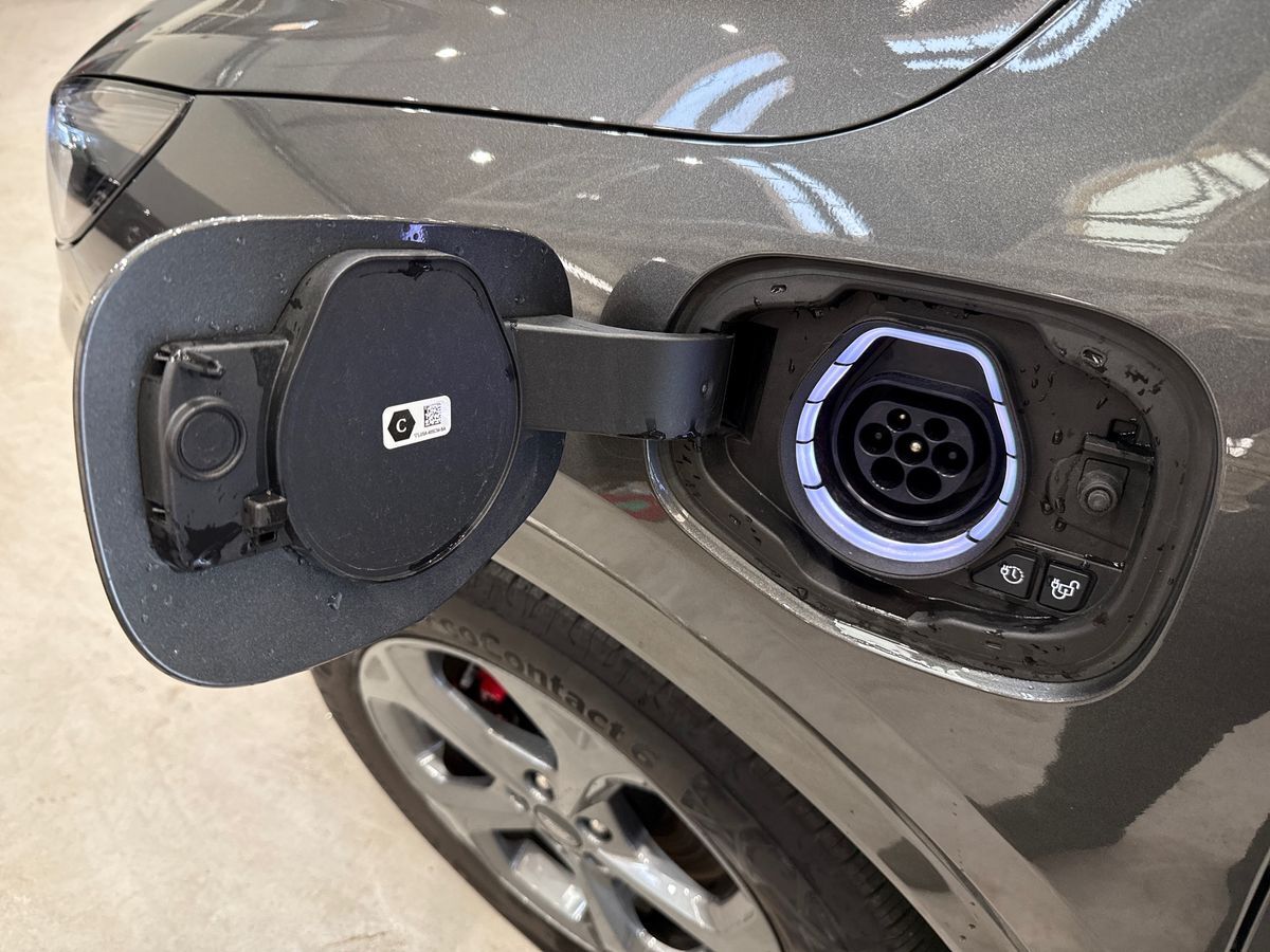 Billede af Ford Kuga 2,5 Plugin-hybrid ST-Line X CVT 243HK 5d Aut.