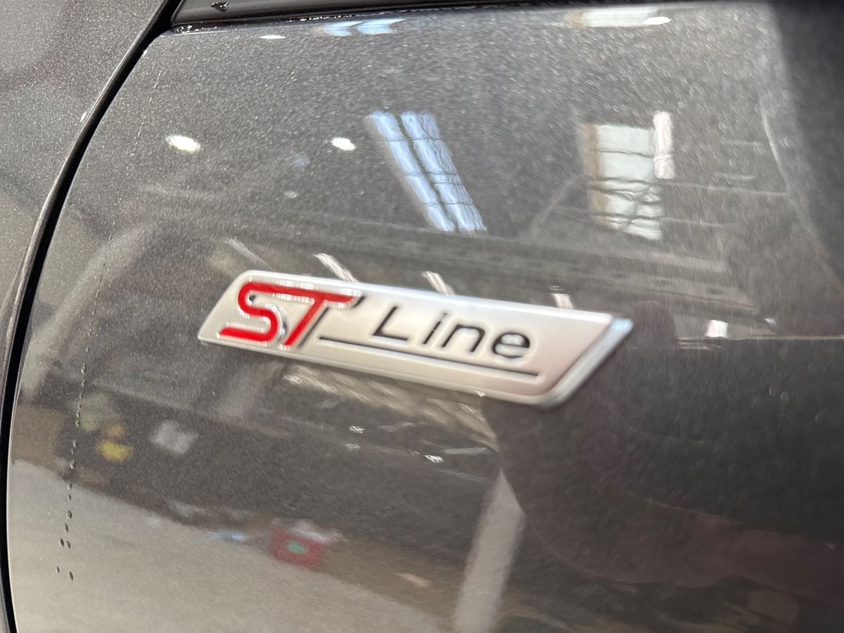 Billede af Ford Kuga 2,5 Plugin-hybrid ST-Line X CVT 243HK 5d Aut.