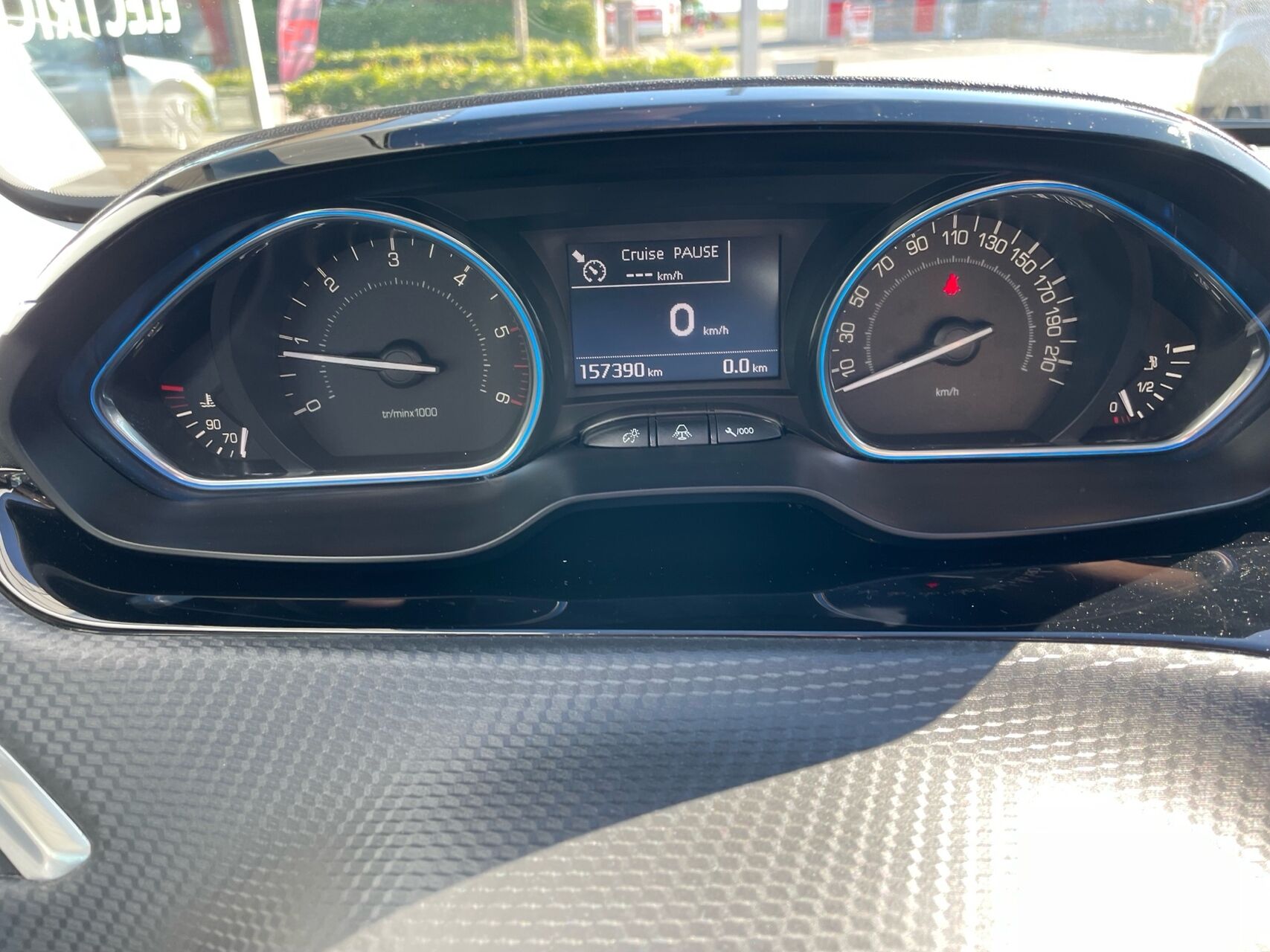 Billede af Peugeot 2008 1,5 BlueHDi Prestige 100HK 5d